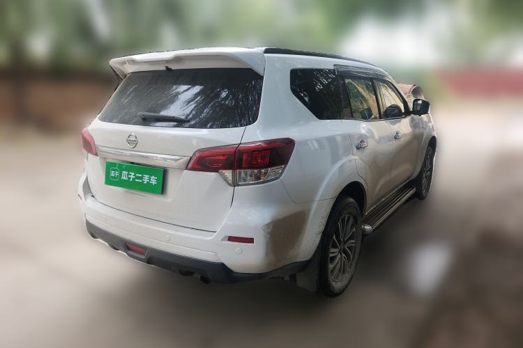 Used Nissan Terra 2018 2.5L Automatic 4x4 Luxury Edition
