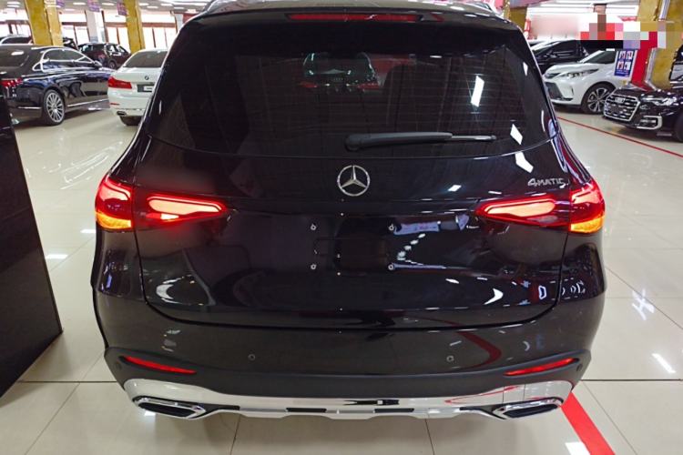 Used Mercedes-Benz GLC 2024 Facelifted GLC 260 L 4MATIC Luxury Version 5 Seats