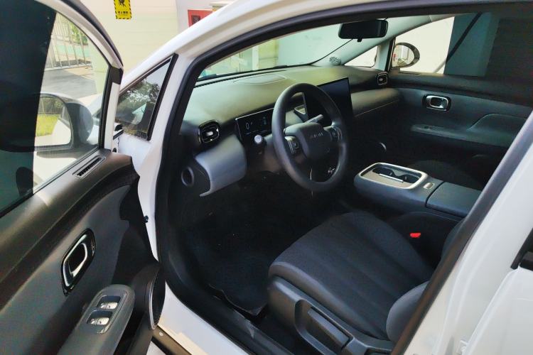 Used AION UT 2025 330 Starlight Edition
