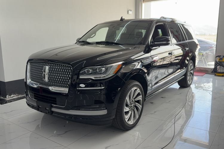 Used Lincoln Navigator 