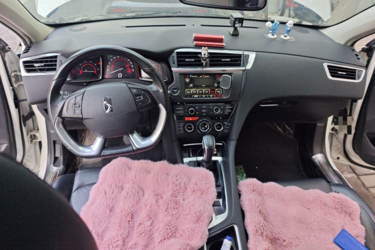 Used DS 6 2016 1.6T Luxury Edition THP160
