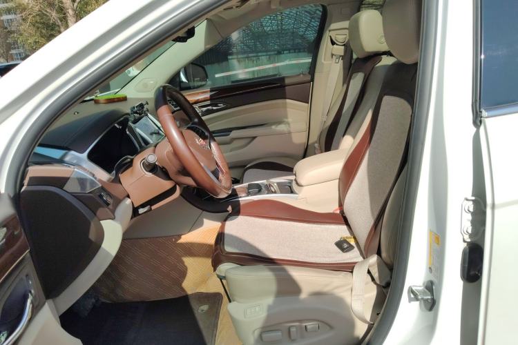 Used Cadillac SRX 2013 3.0L Leading Model