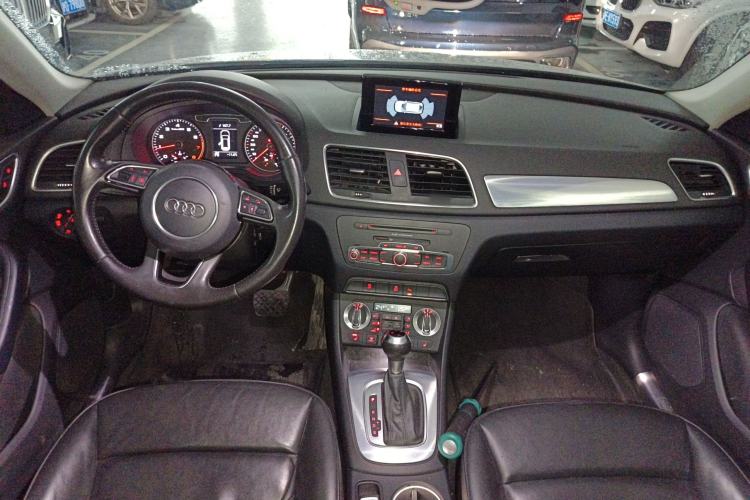 Used Audi Q3 2015 35 TFSI Comfort Model
