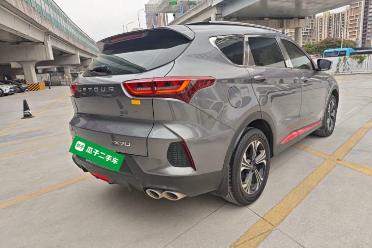 Used JETOUR X70 2023 1.5T DCT Beyond PRO Edition 7 Seats
