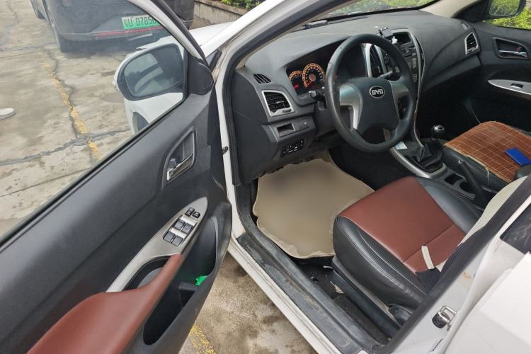 Used BYD F3 2015 Energy-Saving Edition 1.5L Manual Luxury Model