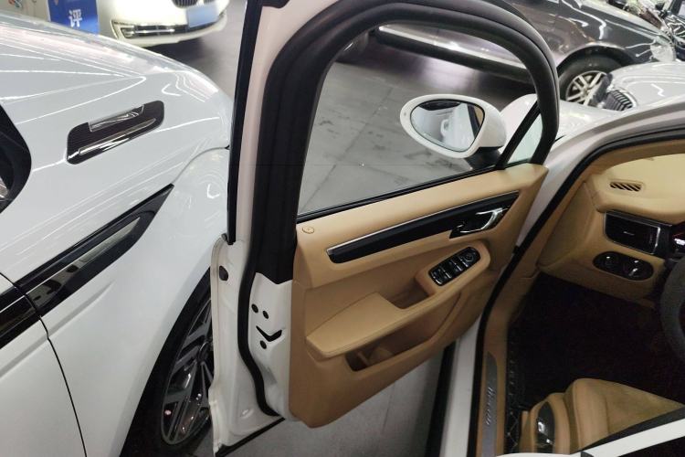 Used Porsche Macan 2017 Macan 2.0T