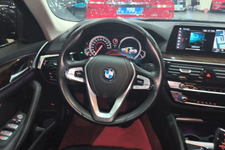 Used BMW 5 Series 2018 525Li Luxury Package