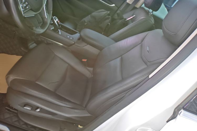 Used Cadillac XT5 2018 25T Luxury Model