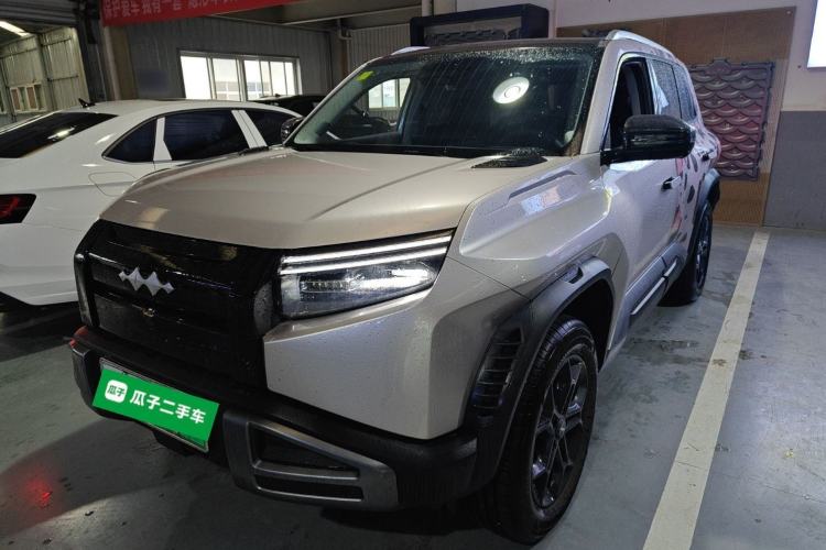 Used Formula Leopard Titanium 3 2025 501 km Range Rear-Wheel Drive Intelligent Driving Max Edition