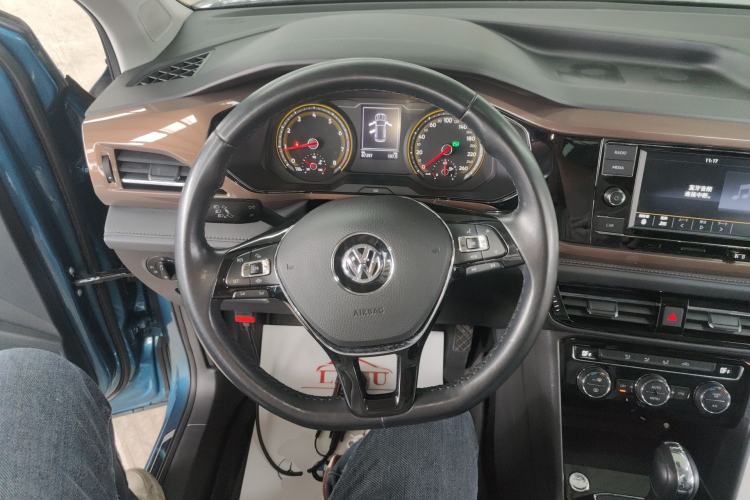 Used Volkswagen Tharu 2019 280TSI Two-Wheel Drive Comfort Edition China VI Standard Steering Wheel