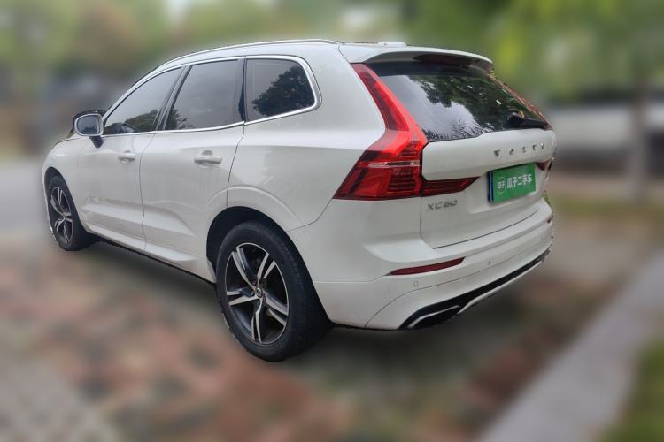 Used Volvo XC60 2018 T5 4x4 Smart & Sporty Edition Rear Left 45 Deg