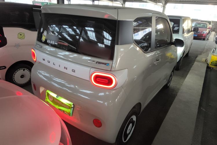 Used Wuling Hongguang MINIEV 2024 3rd Generation 215km Youth Edition
