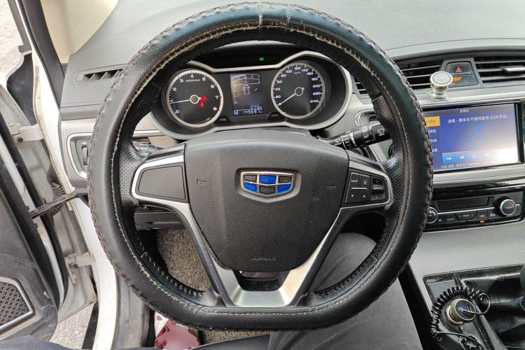 Used Geely Auto Emgrand GS 2016 Sports Edition 1.8L Manual LingShang Model Steering Wheel