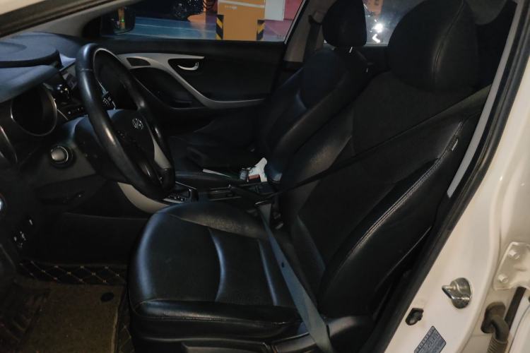 Used Hyundai Elantra (5th Generation / Langdong) 2015 1.6L Automatic Luxury Model Left Front Seat