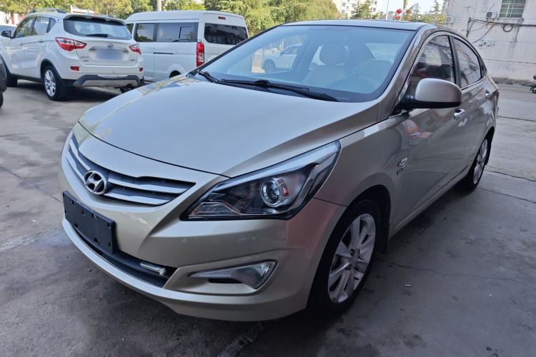 Used Hyundai Verna (older generation) 2014 1.4L Automatic Leading-Edge GLX