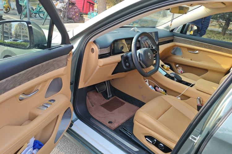 Used Hima AITO M5 2022 Extended-Range Four-Wheel Drive Ultimate Edition Driver Seat