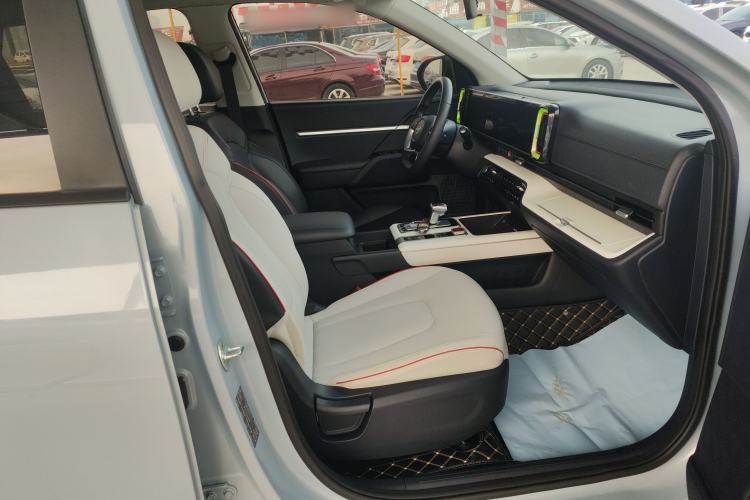 Used Hyundai ix35 2023 Musso 2.0L Flagship Edition TOP
