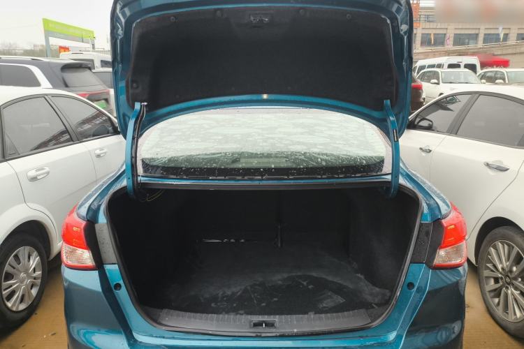 Used Nissan Lannia 2019 1.6L CVT Smart Connect Smart Cool Version China V Standard