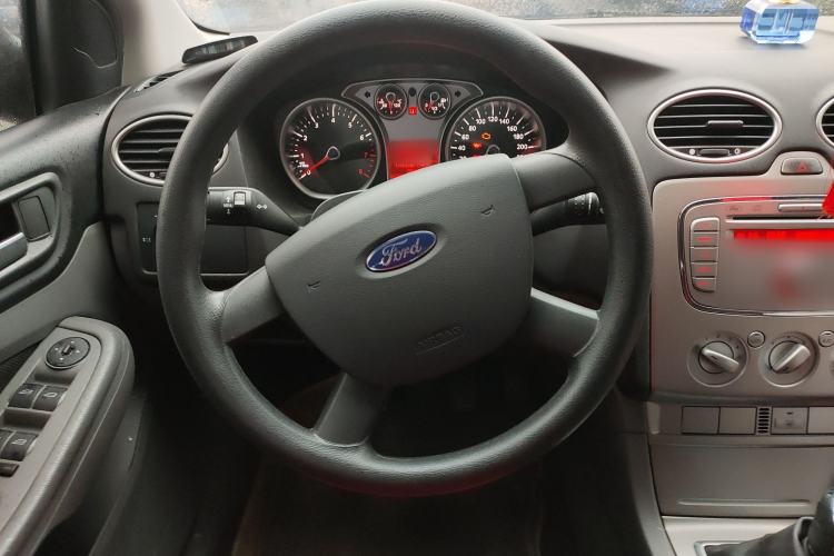 Used Ford Focus 2013 Hatchback Classic 1.8L Manual Base Model