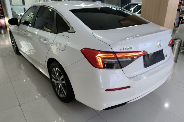 Used Honda Civic 2023 240TURBO CVT Dynamic · Center Stage Special Edition
