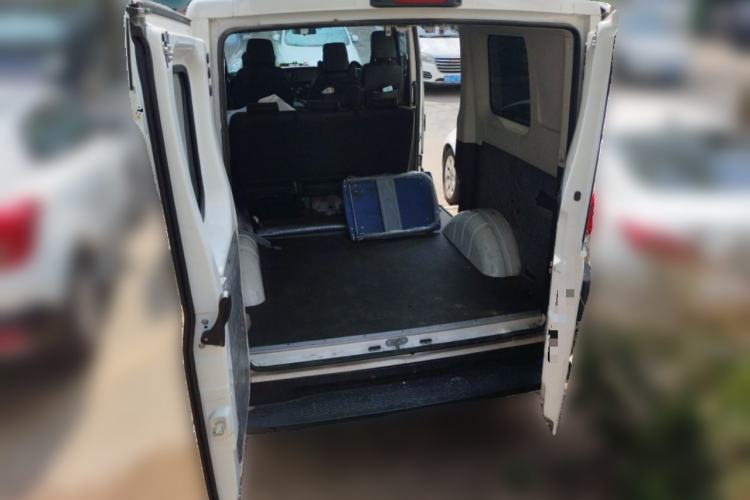 Used Iveco Eurocargo 2021 2.0T Manual Super-Rui Short Wheelbase Low-Roof Side-Hinged Door F1A
