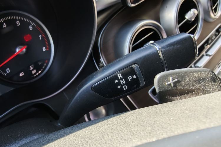 Used Mercedes-Benz GLC 2017 GLC 300 4MATIC Sport Edition Gear Lever