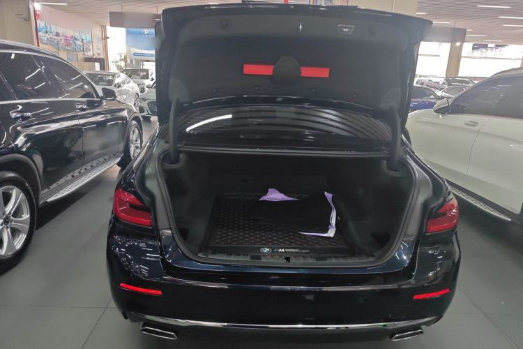 Used BMW 5 Series 2022 Restyled 525Li Luxury Package