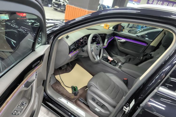 Used Volkswagen Touareg 2019 3.0 TSI RuiFeng Edition China VI Standard
