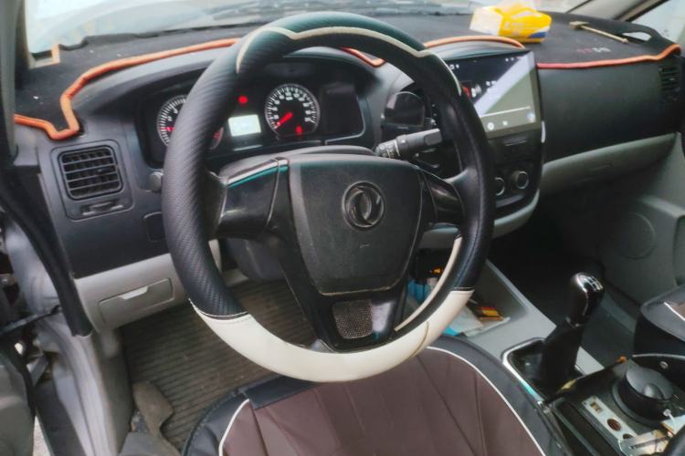 Used FORTHING Lingzhi 2018 M3L 1.6L 7-Seater Comfort Model