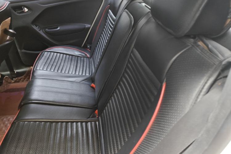 Used Peugeot 301 2014 1.6L Manual Luxury Edition