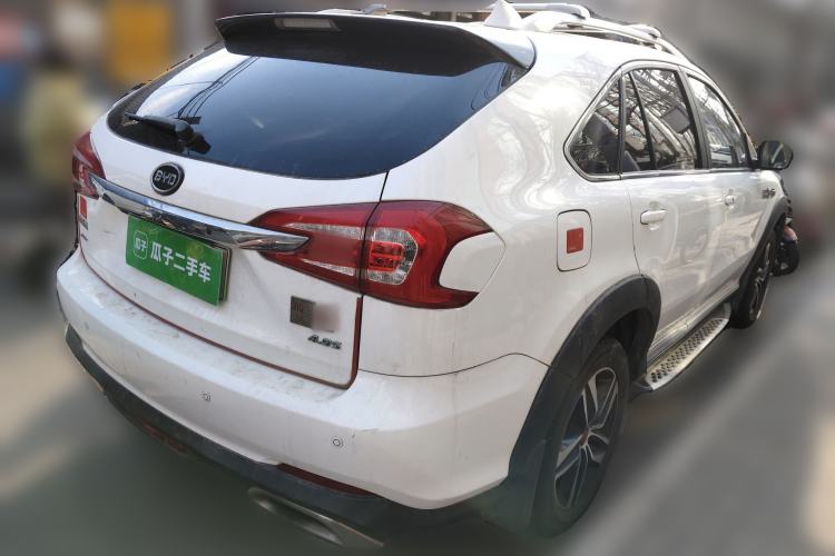 Used BYD Tang New Energy 2015 2.0T Four-Wheel-Drive Flagship Model
