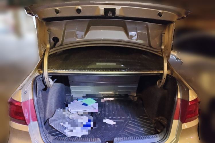 Used Volkswagen Santana 2013 1.6L Manual Comfort Edition Trunk