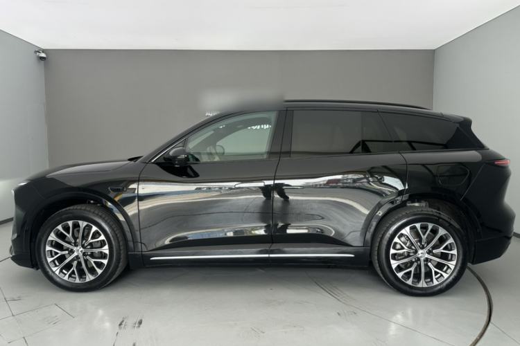 Used Nio ES6 2025 75 kWh Exterior 5