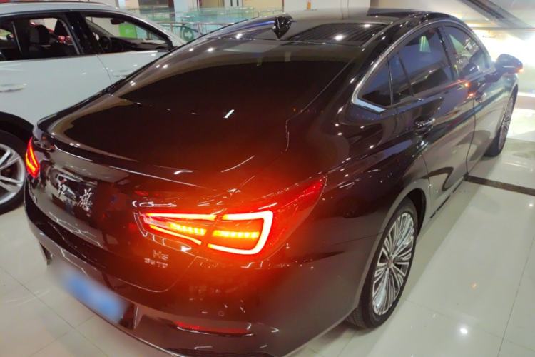 Used Hongqi H5 2022 Classic Model Facelift 1.8T Automatic Smart Connect Flagship Edition
