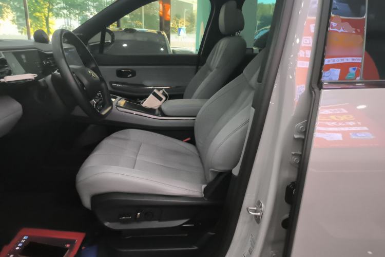 Used Nio ES8 2020 580 km Signature Edition 7-Seater Version
