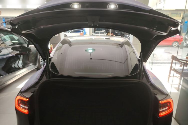 Used Tesla Model 3 2020 Long-Range Rear-Wheel-Drive Version