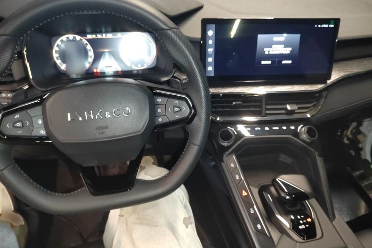 Used Lynk & Co 06 2023 Remix 1.5T JinPro
