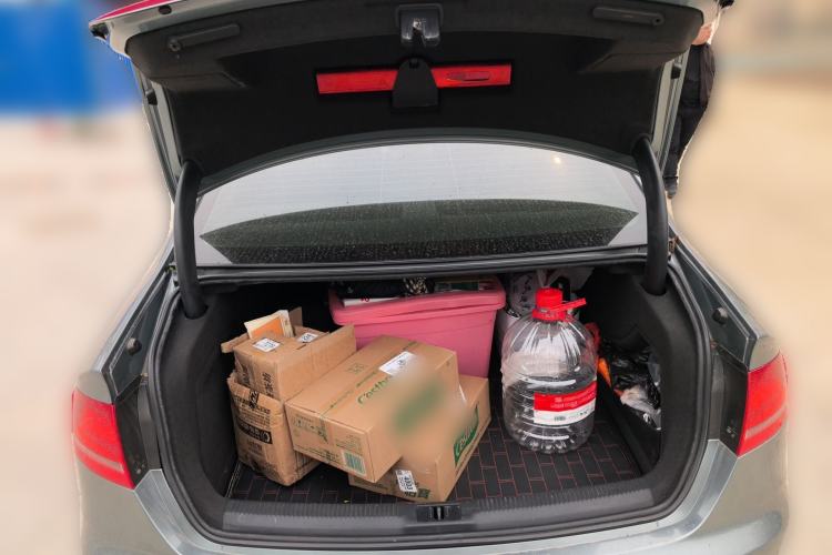 Used Audi A4L 2012 2.0 TFSI automatic Comfort trim level