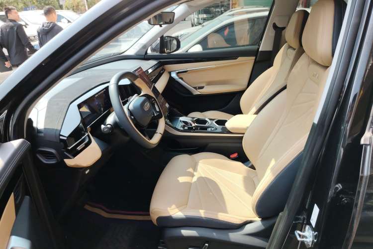 Used Geely Auto FX11 2023 1.5TD DCT Prestige Edition
