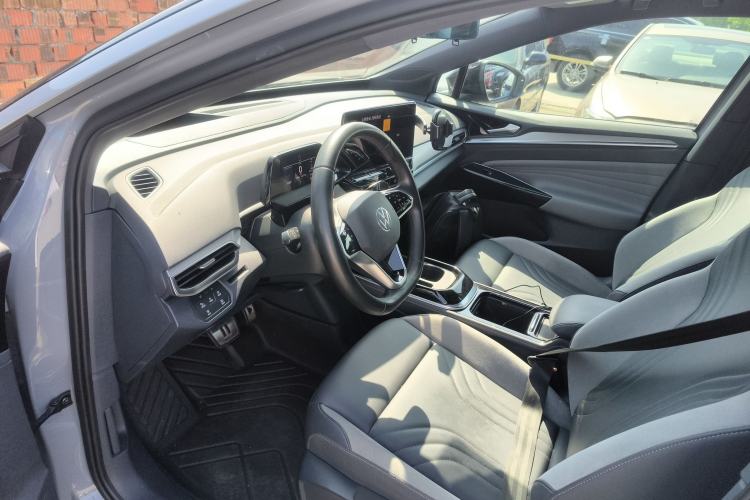 Used Volkswagen ID.4 CROZZ 2021 Long-Range PRO Two-Wheel Drive Version