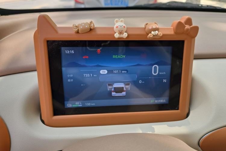 Used Wuling Hongguang MINIEV 2025 Four-Door Version Advanced Edition Instrument Cluster