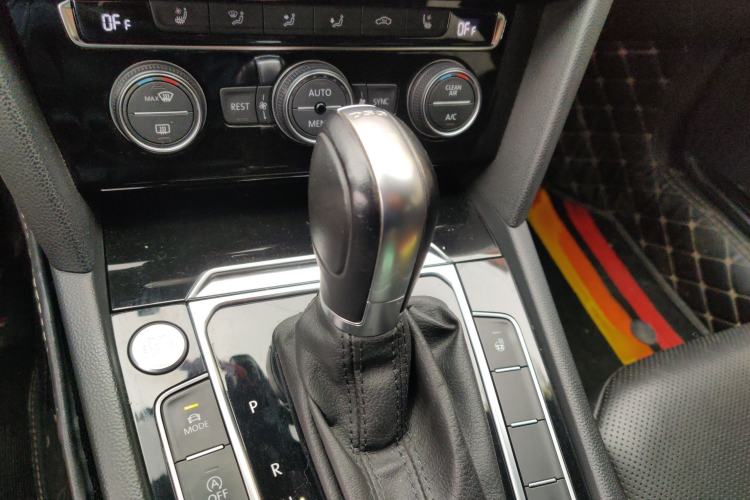 Used Volkswagen FAW-Volkswagen CC 2019 330TSI Glamour Edition China VI Gear Lever