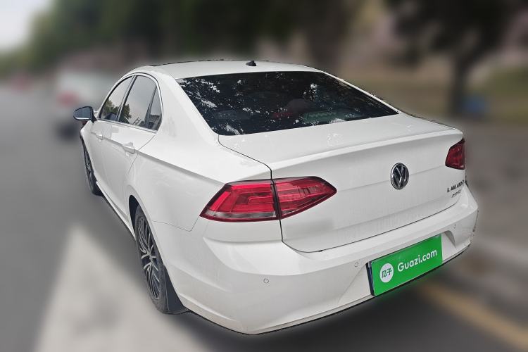 Used Volkswagen Lamando 2017 280TSI DSG Luxury Edition
