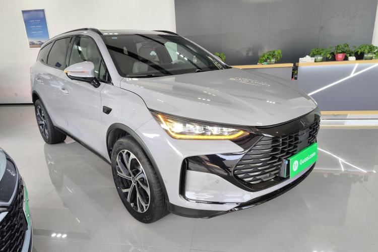 Used BYD Tang New Energy 2025 Intelligent Driving Version DM-i 115KM Flagship Edition Front Right 45 Deg