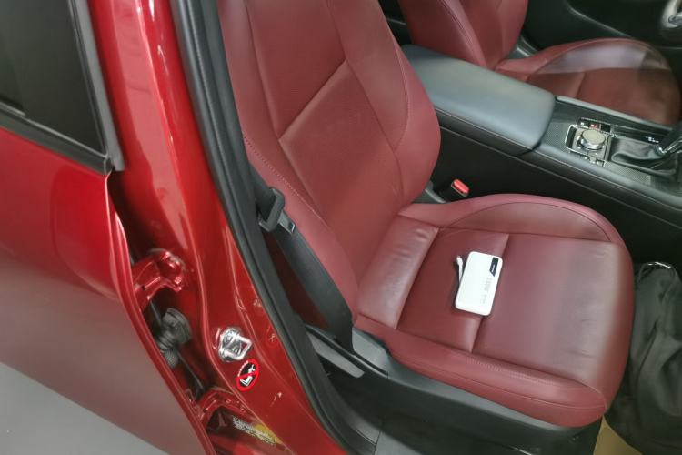 Used Mazda 3 Axela 2023 2.0L Automatic ZhiZhen Edition Right Front Seat