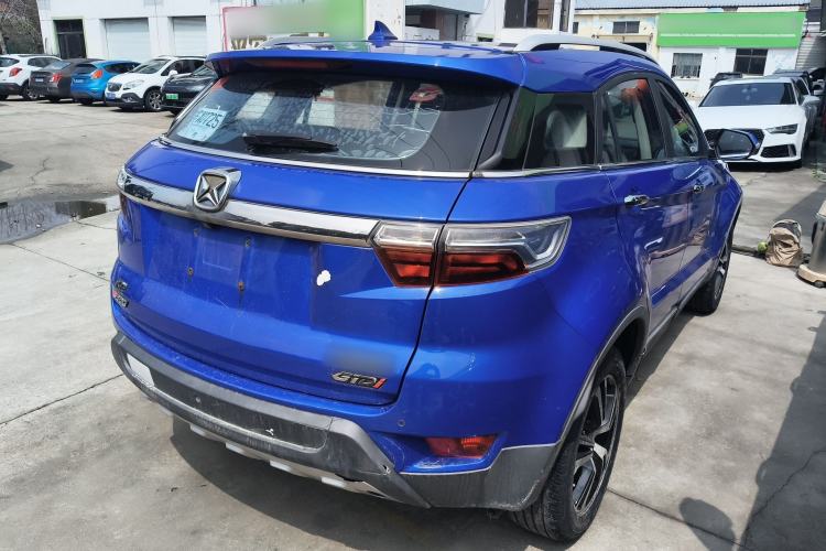 Used JMC Yusheng S330 2016 1.5L GTDi Automatic Two-Wheel Drive Fashion Edition Rear Right 45 Deg