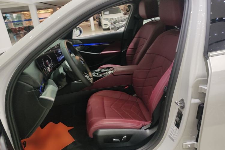 Used BMW 5 Series 2024 530Li Leading Model M Sport Package Left Front Seat