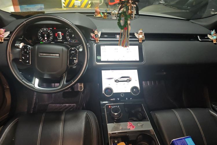 Used Land Rover Range Velar 2020 P340 R-DYNAMIC S Center Console
