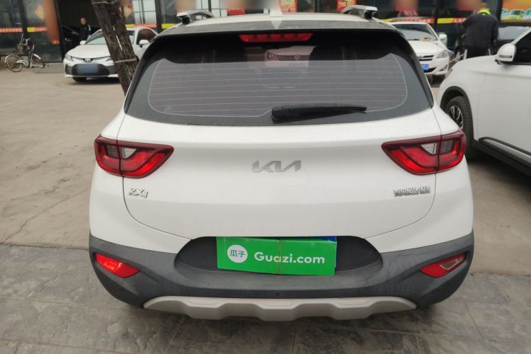 Used Kia kx1 Stonic 2021 1.4L CVT Sunroof Model
