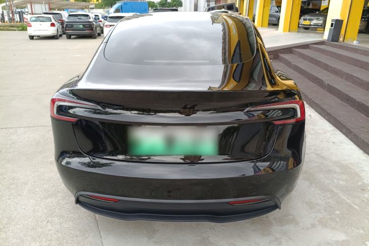 Used Tesla Model 3 2023 Rear-Wheel-Drive Version
